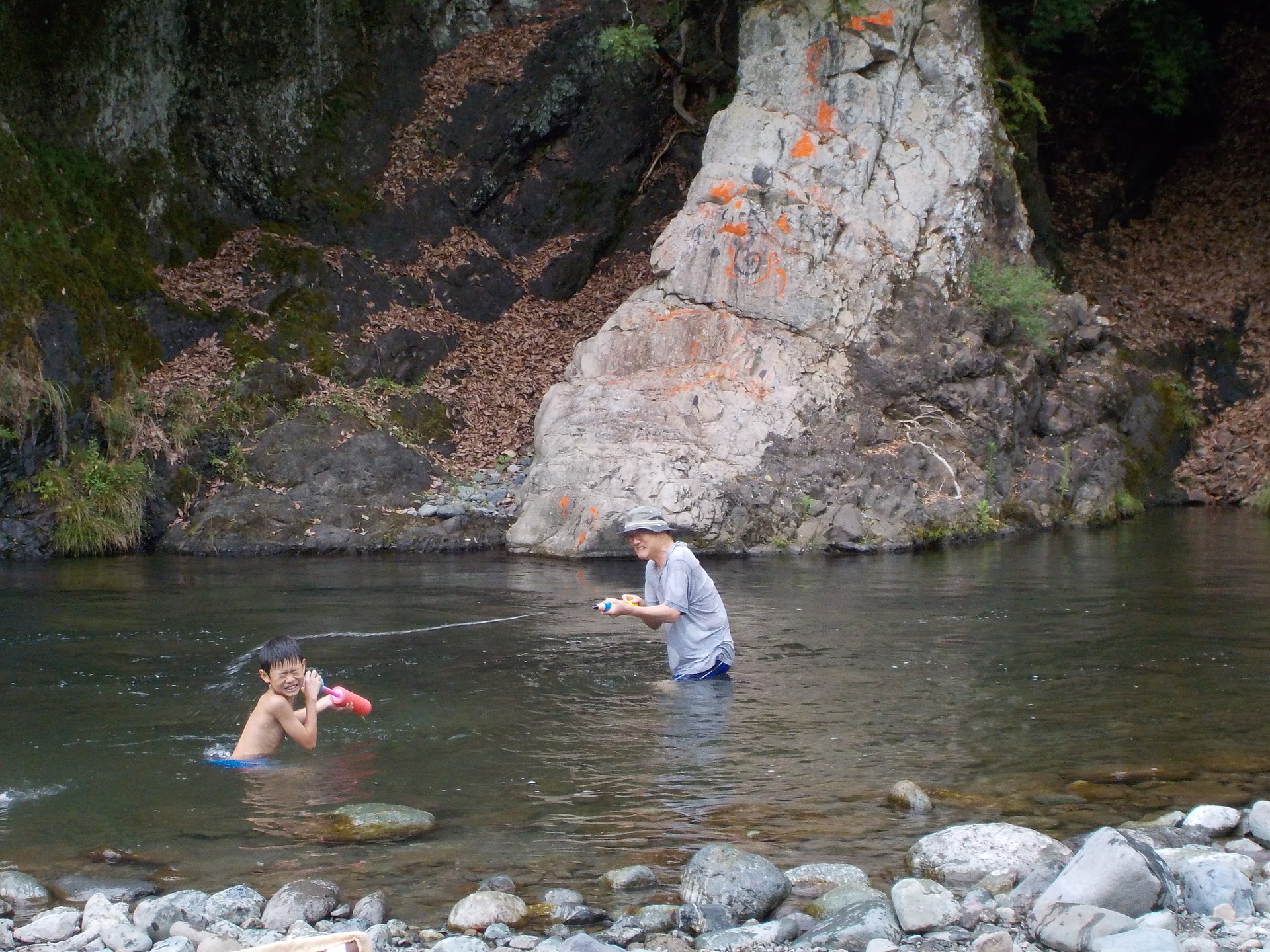 孫とbbqと水遊び 徒然写真